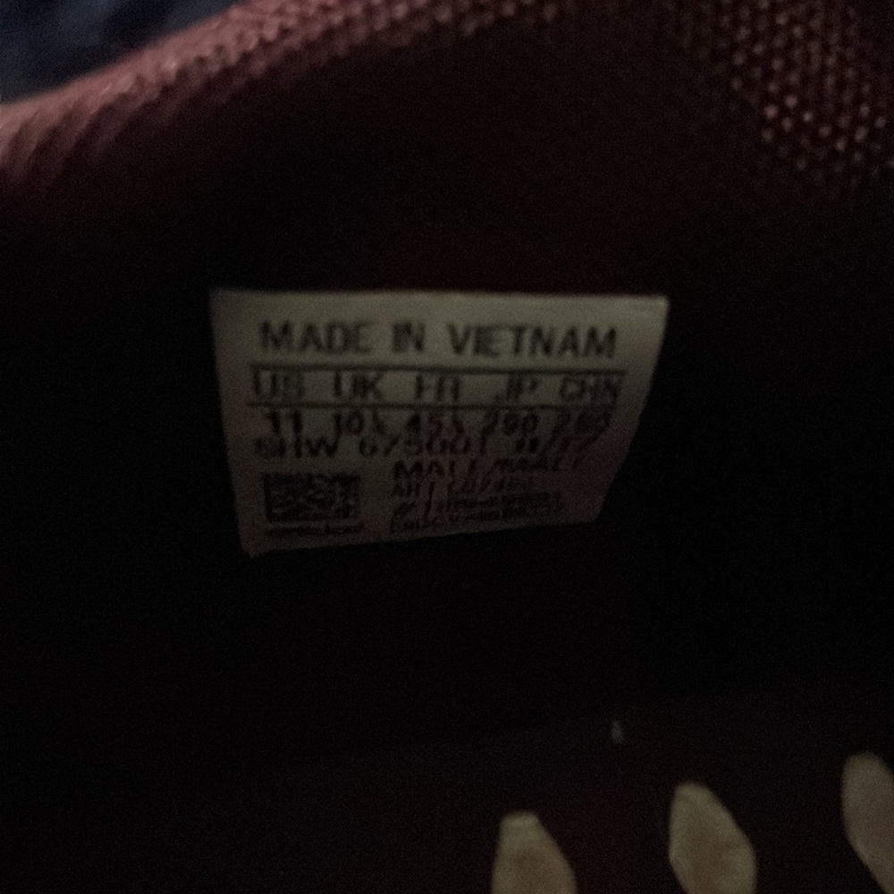 Adidas NMD R2 - Picture 4 of 4